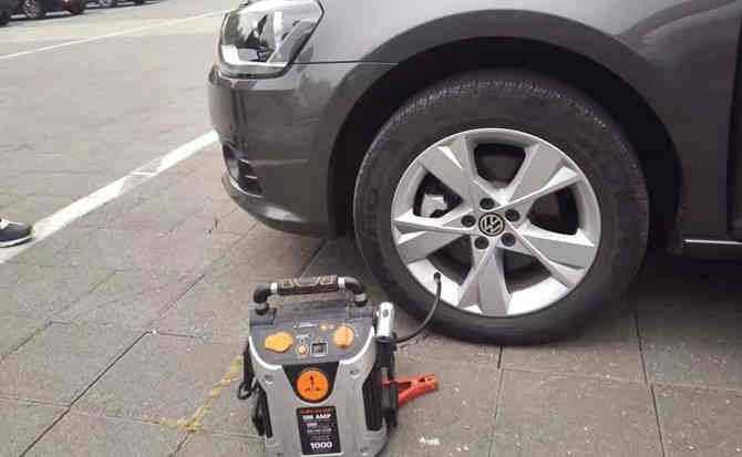 梧州汽车搭电案例